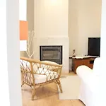 Blue Twenty Two - / Oporto Apartmán *
