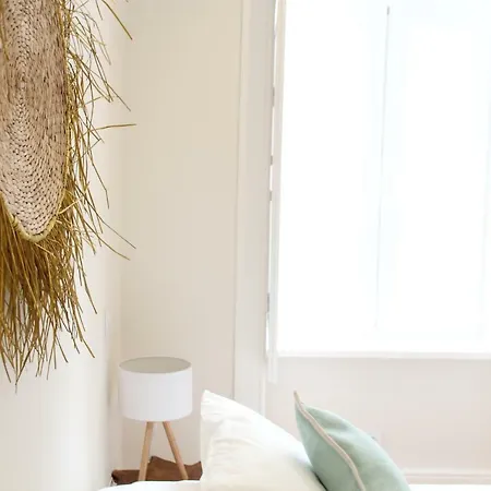 Blue Twenty Two - / Oporto דירה