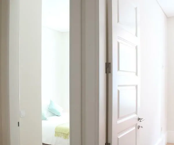 Blue Twenty Two - / Oporto Espinho (Aveiro)